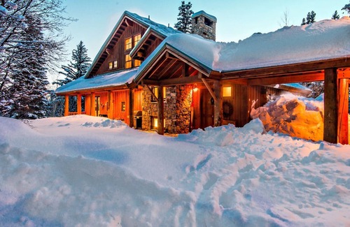 Sundance Cabina | Privado y tranquilo, Streamside, Vistas al monte, Familia, Habitación separada para huéspedes