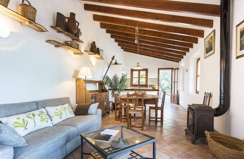 Deia Villa | Privacidad y maravillosas vistas son una garantía en esta casa para 2