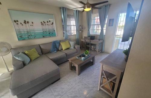 Welches Apartamento | Private Apartment Close to Beach & Nightlife