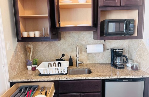 Greater Heights Apartamento | Private apartment, great location and amenities!