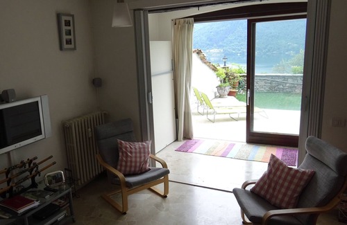 Cressogno Apartamento | Apartamento privado con vistas al lago de Lugano en Italia con impresionantes vistas