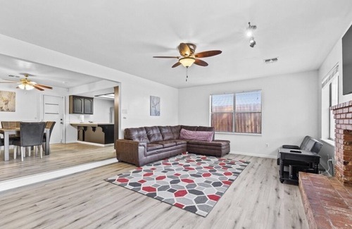Pumpkin Center Casa | Private Bakersfield Retreat Near Historic Downtown