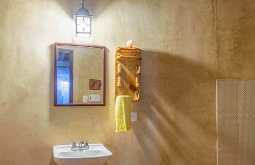 Homun Cabina | Private bath cabin + Cenotes, temazcal & zip line