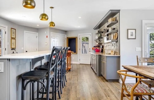 South Orleans Casa | Private Beach 6 Bedroom Newly Renovated!