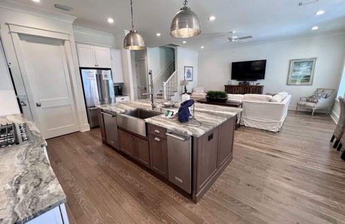 White's Gulfview Casa | Private Beach Access|Golf Cart|Pool|Spa|Bikes