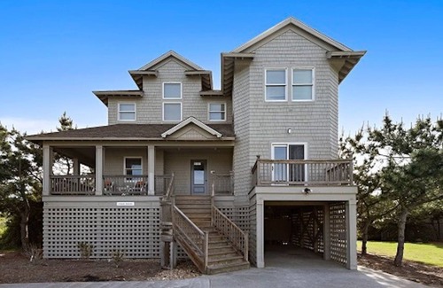 Duck Casa | Private Beach Access | Access to 2 Pools + more