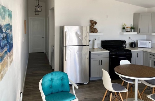 Santa Monica Cabaña | Private Beach Entrance- Beach Corner House