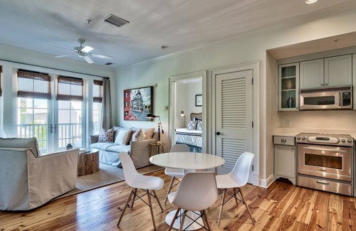 Rosemary Beach Condominio | Fantástica ubicación! Acogedor y pintoresco, pasos a la playa y centro de la ciudad