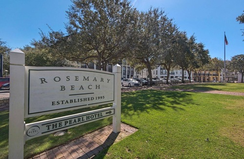 Rosemary Beach Apartamento | PRIVATE BEACH/POOL ACCESS-Charming Pied-a-Terre-Sophisticated Charm-2 Adults