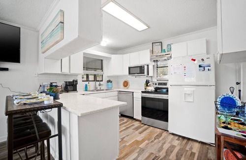 Bid-a-wee Beach Casa | Fire Pit/Huge Yard! 2 Houses, Pet Friendly-Private