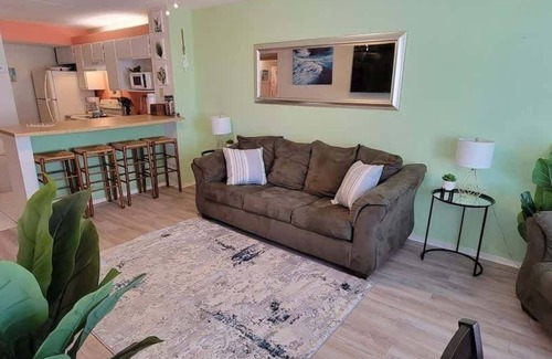 South Padre Island Condominio | Private Beach Access Pool & Hot Tub Bbq Pits 1 Bedroom Home by RedAwning