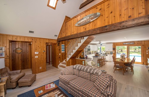 Springs Casa | Casa de vacaciones privada, hermosa y asequible para familias