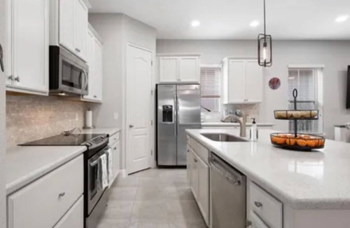 Lake Nona Apartamento | Private Bed/Bathroom in single family home with WiFi and AC in wonderful Orlando