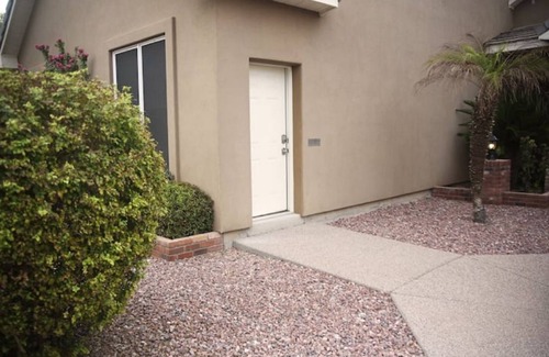 Peoria Apartamento | Private Bungalow, separate entrance!