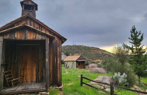 Yarnell Casa | Private Bunk House with beautiful views in Yarnell Arizona