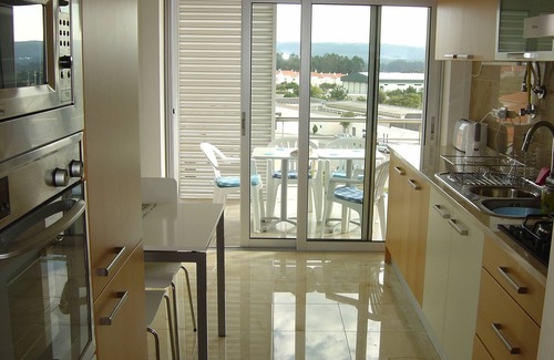Sao Martinho do Porto Apartamento | Condominio privado, a 400 metros de la playa, a 2 minutos del mercado y tiendas