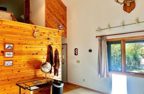Crandon Casa | Private Cabin Getaway