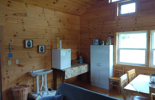 Ontario Cabina | Private cabin on the beautiful Kickapoo River Valley near Wildcat Mountain Park.