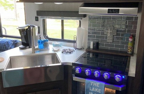 Yulee Casa | Private camping lake get away on poppys island