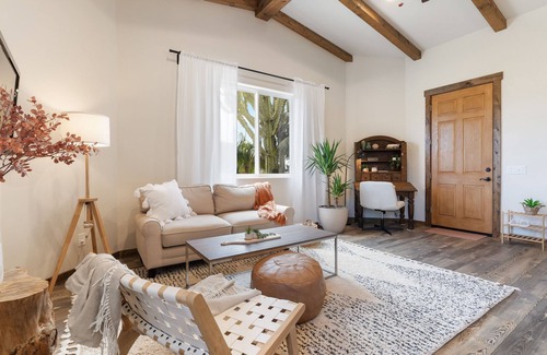 Escondido Cabaña | Private Casita close to beaches & hiking