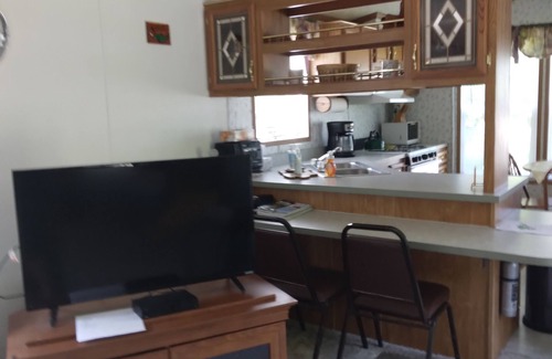 Pulaski Casa | Private, clean, and cozy North Sandy Pond retreat! Close to beach and marina.