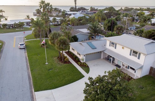 Venetian Way Casa | Private Cocoa Beach 5 bed 3 bath heated Pool Home