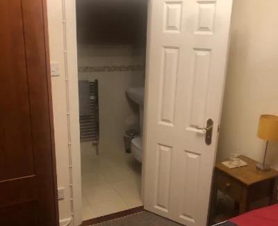 Clontarf Casa | Private comfortable bedroom with ensuite