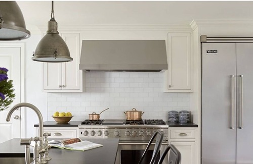 Greenwich Casa | Private Community Luxury Greenwich Home On Lake