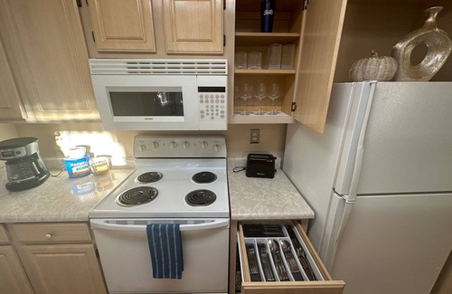 Silverado Ranch Condominio | Private Condo at Silverado Ranch