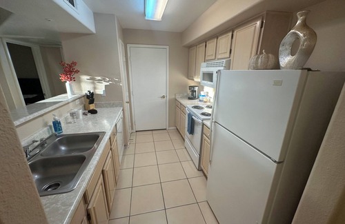 Silverado Ranch Condominio | Private Condo at Silverado Ranch