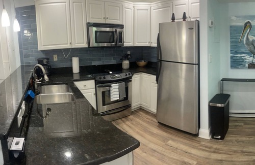 Belle Vista Condominio | Private condo just steps to St. Pete Beach. NO Resort fees & free parking