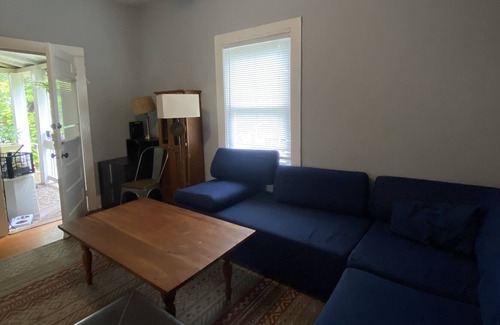 Wilmington Cabaña | Private Cottage in Downtown Wilmington