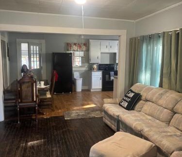 Clemmons Casa | Private Cottage in Rural Clemmons