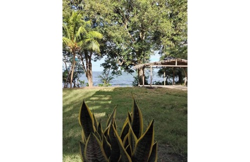 Altagracia Cabina | Casita privada a las orillas del lago en la maravillosa isla de Ometepe