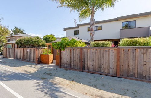 Opal Cliffs Cabaña | Private Courtyard - Cottage - 5 min from Capitola beach!