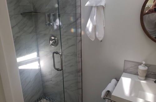 Opal Cliffs Cabaña | Private Courtyard - Cottage - 5 min from Capitola beach!