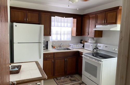 Estate Ruby Apartamento | ¡RECIENTEMENTE RENOVADO! Acogedor apartamento privado de 1 dormitorio / baño