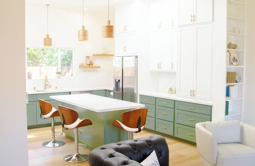 Inglewood Casa | Private Cozy 1-bedroom with skylights, WiFi, and AC. LAX and So- Fi adjacent