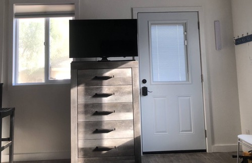 Ventura County Cabaña | Private, cozy, clean Cottage.