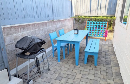 Oak Park Casa | Private Cozy House with 2 Bedroom, 2 Bathroom, A/C, and Near Downtown