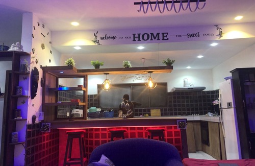Sekondi-Takoradi Cama Y Desayuno | Private cozy room in a shared house