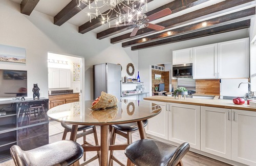 Pinyon Pines Casa | Private Deck + Views: Mountain Center Home!