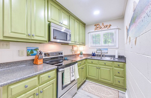 Cobb Cabaña | Private Dock + Porch: Lakefront Retreat in Cobb!