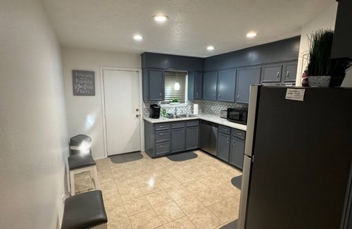 Southeast Houston Casa | Private Duplex #3 - Houston/Pasadena - New Listing