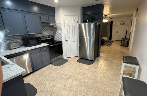 Southeast Houston Casa | Private Duplex #3 - Houston/Pasadena - New Listing