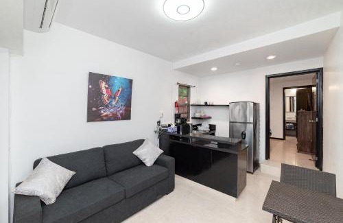 Puerto Juarez Apartamento | Private Edificio Casa Playa Blanca 2 minutes walking distance to the beach