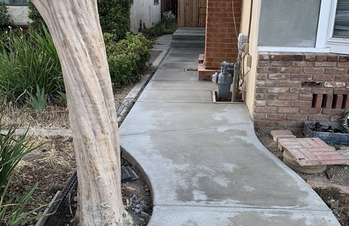 West Park Community Casa | Private Entrance Queen Suite