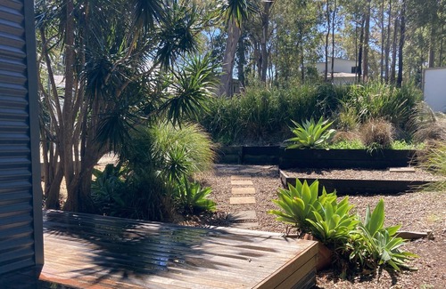 Cams Wharf Cabina | Private entry 1 bedroom unit attached to lodge. Walking distance to lake