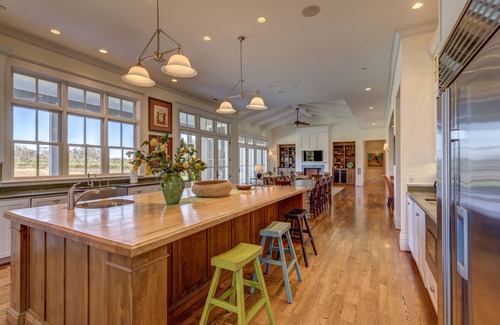 Sonoma Casa | Private Estate on Vineyard - The Attune Estate
