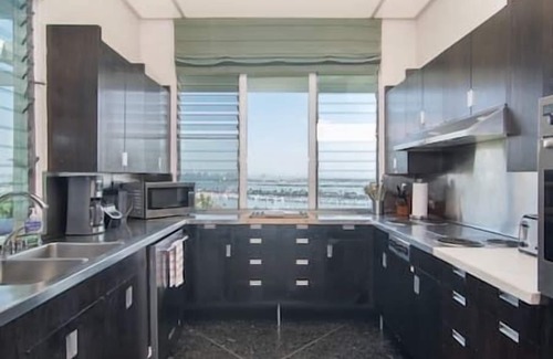 La Playa Casa | Private Estate - Panoramic Ocean and Bay Views - Mid-Century Modern Time Capsule